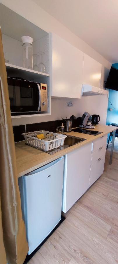 Studio Cosy Avec Parking Apartment Брест Екстериор снимка